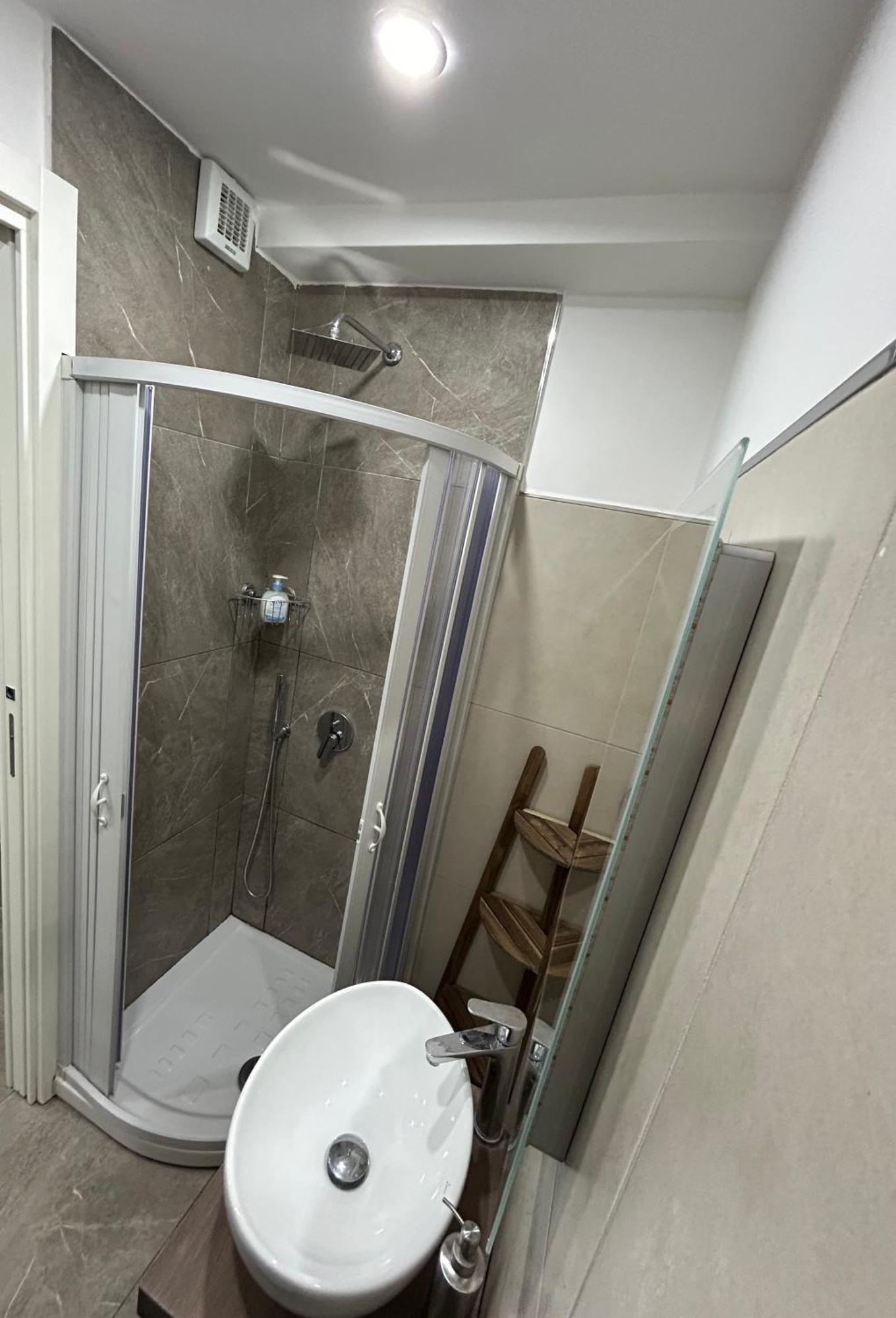 Appartement Casina Al Duomo à Naples Extérieur photo